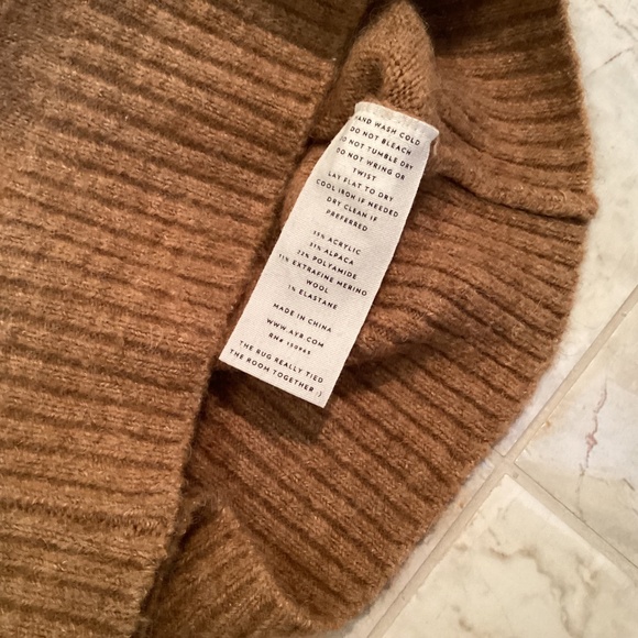 AYR The Cutie BB Sweater in Camel Size XS - Picture 5 of 7